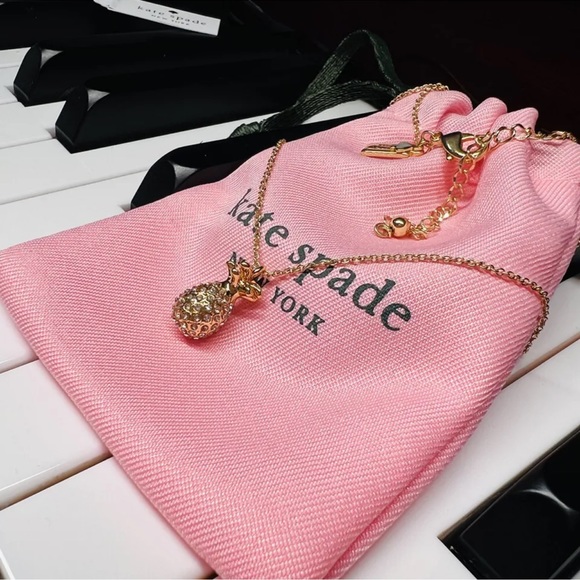 NWT Kate Spade New York By The Pool Gold Pineapple Stud Earrings Necklace Set - Picture 6 of 14